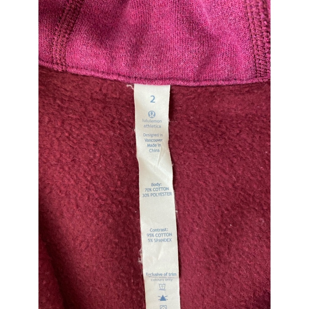 Lululemon Scuba II hoodie. Size 2 - Picture 4 of 4